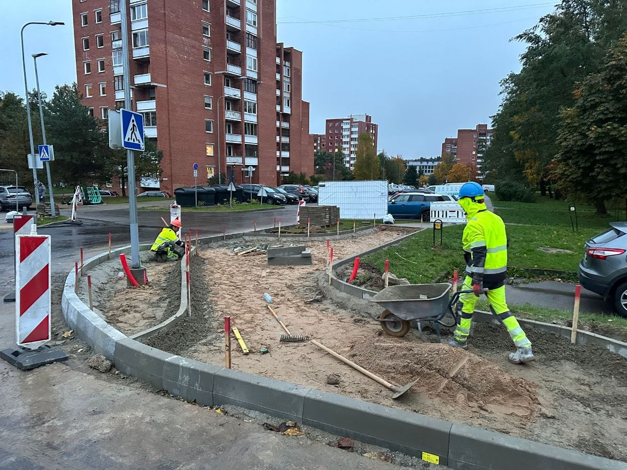 Укладка брусчатки и бордюров